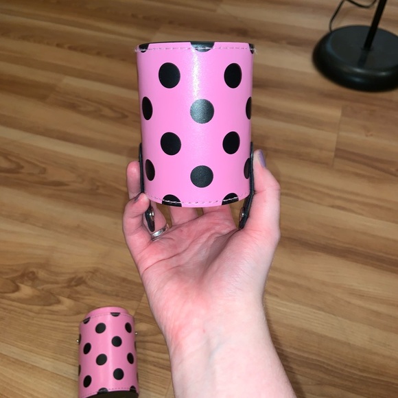 BH Cosmetics Polka Dot Makeup Brush Holder - Picture 4 of 7